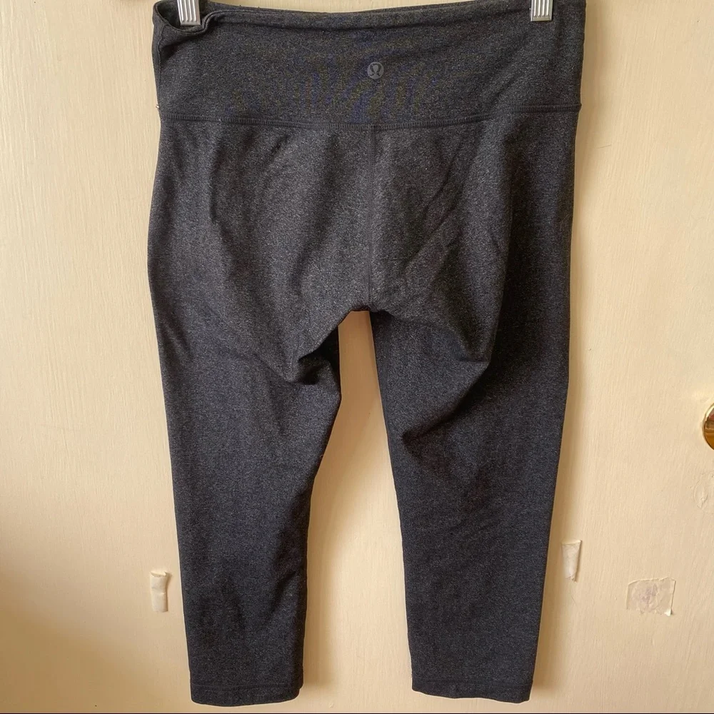 Lululemon Grey Capri length Leggings